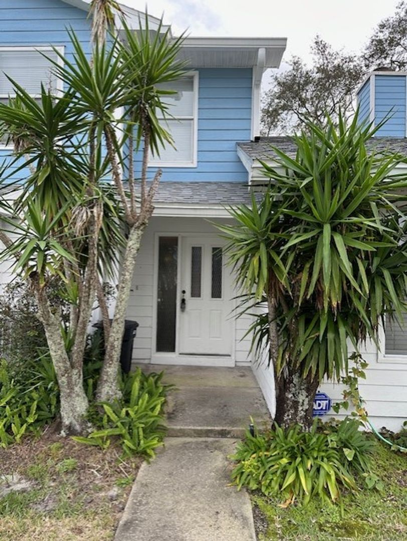 Jacksonville House: 791 Assisi Lane #1205