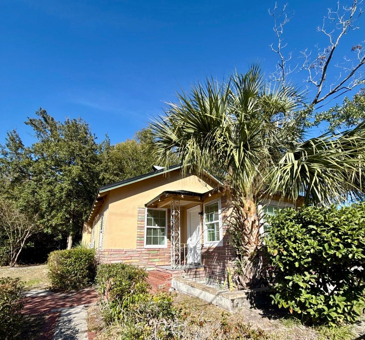 Jacksonville House: 1109 West 31st Street