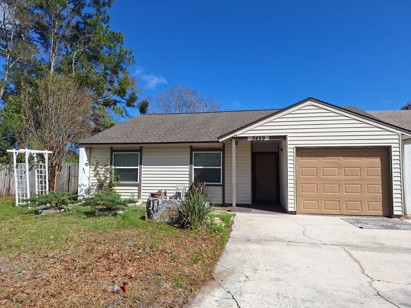 Jacksonville Apartment: 3459 EXCALIBUR Way E