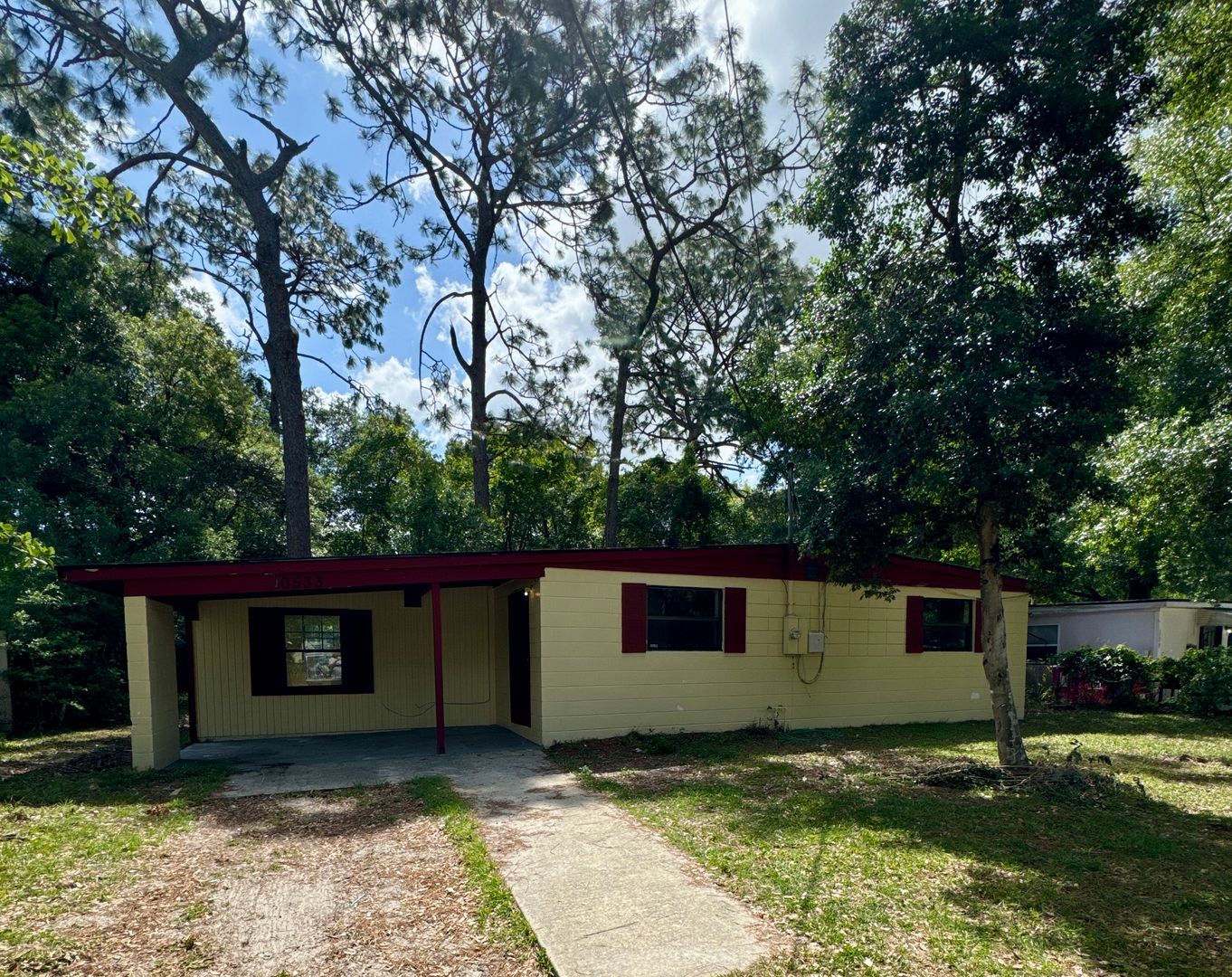 Jacksonville House: 10533 Suomi Street