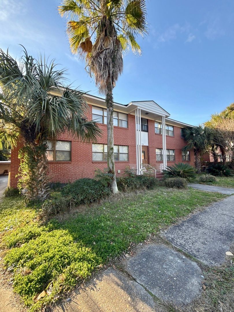Jacksonville Apartment: 3114 Belden Circle