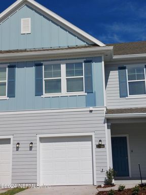 Move-in ready Townhome – photo 1
