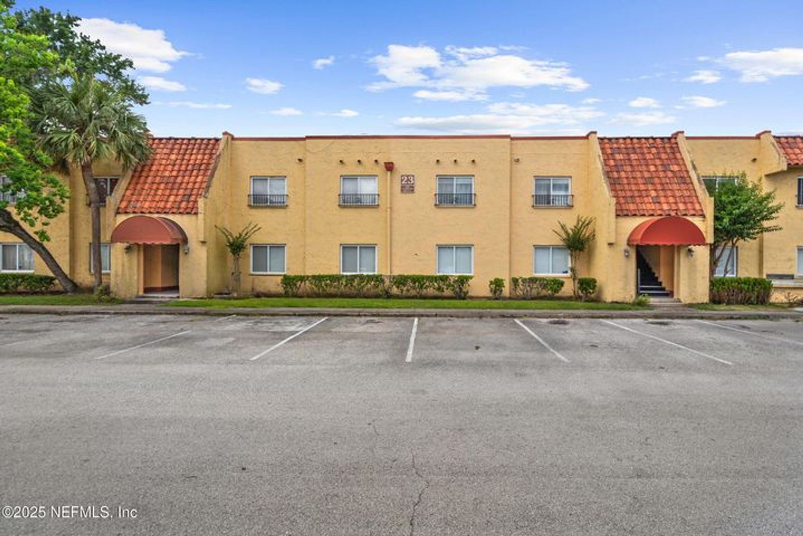 Jacksonville House: 6552 LA MIRADA DR 7