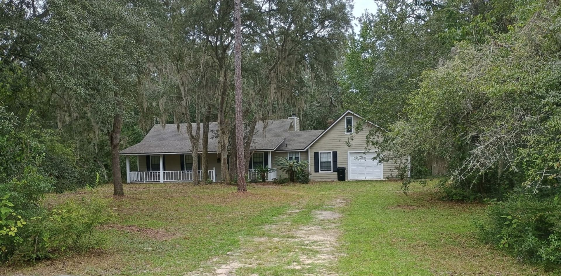 Middleburg House: 4347 Clove Street