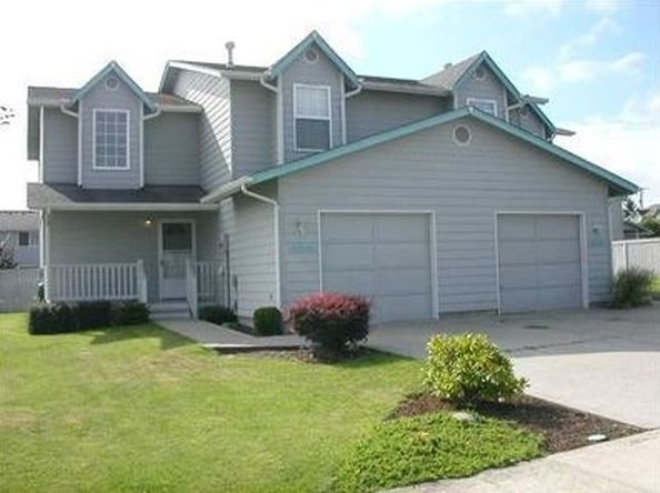 Yelm Multiplex: 15308-15310 Berry Valley Rd SE