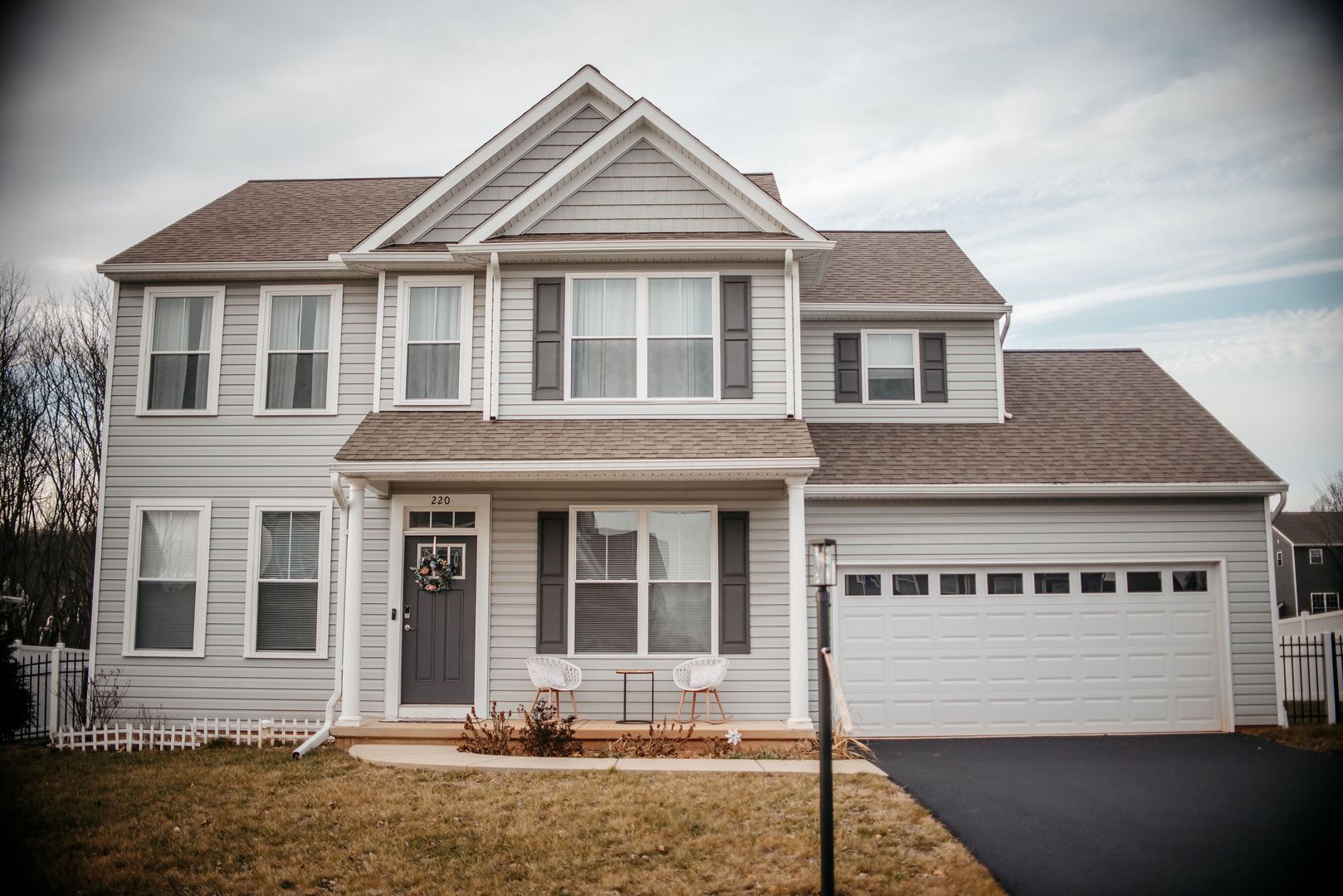 York House: 220 Callie Dr