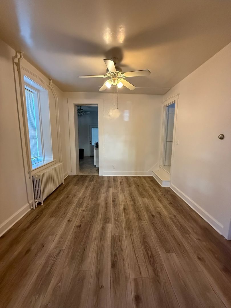 Elizabethtown Apartment: 204 E High St