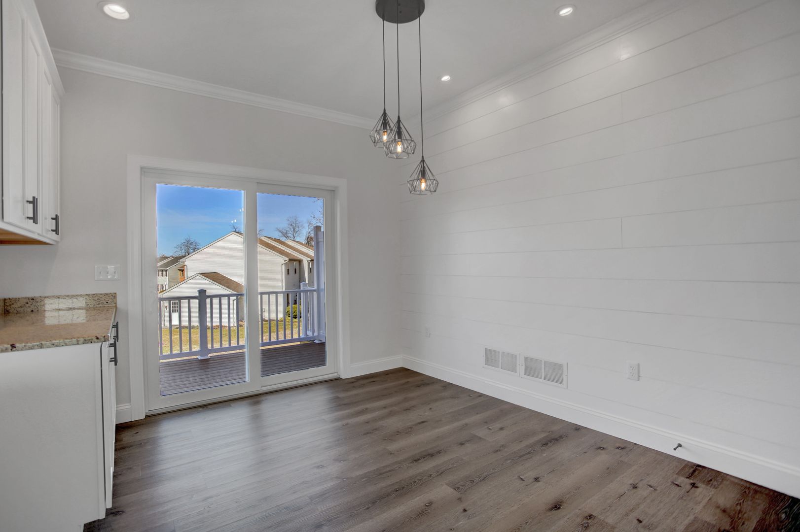 Elizabethtown House: 981 Old Elizabethtown Road