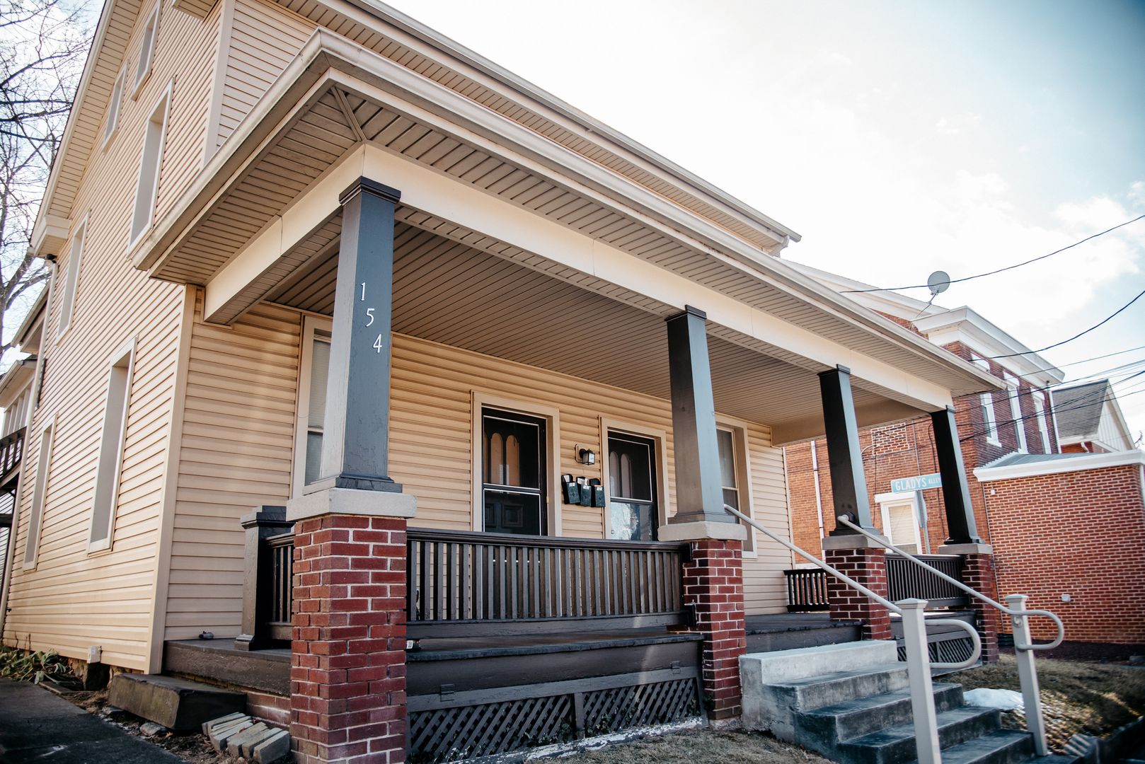 Elizabethtown Apartment: 154 E High St