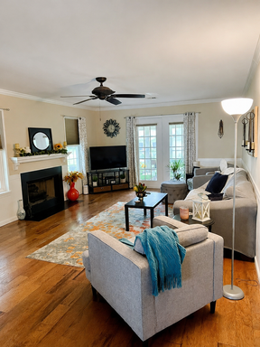Listing photo thumbnail