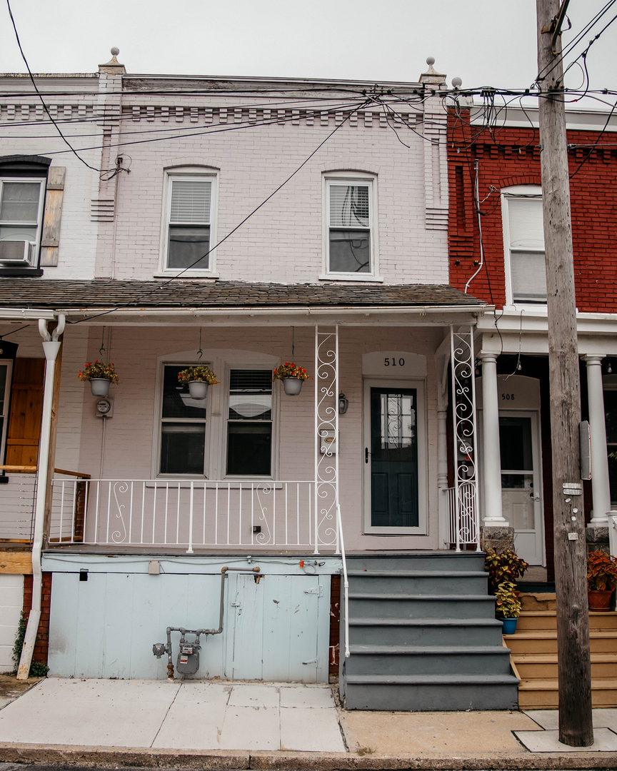 Lanaster House: 510 E Fulton St