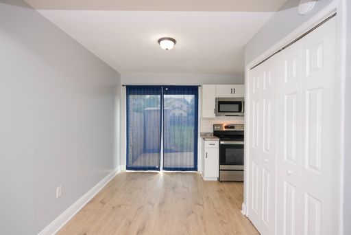 Listing photo thumbnail