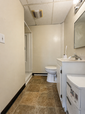 Listing photo thumbnail