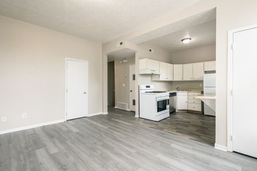 Fresh, Cozy & Ready for You – 2 Bedroom Apartment! – photo 1