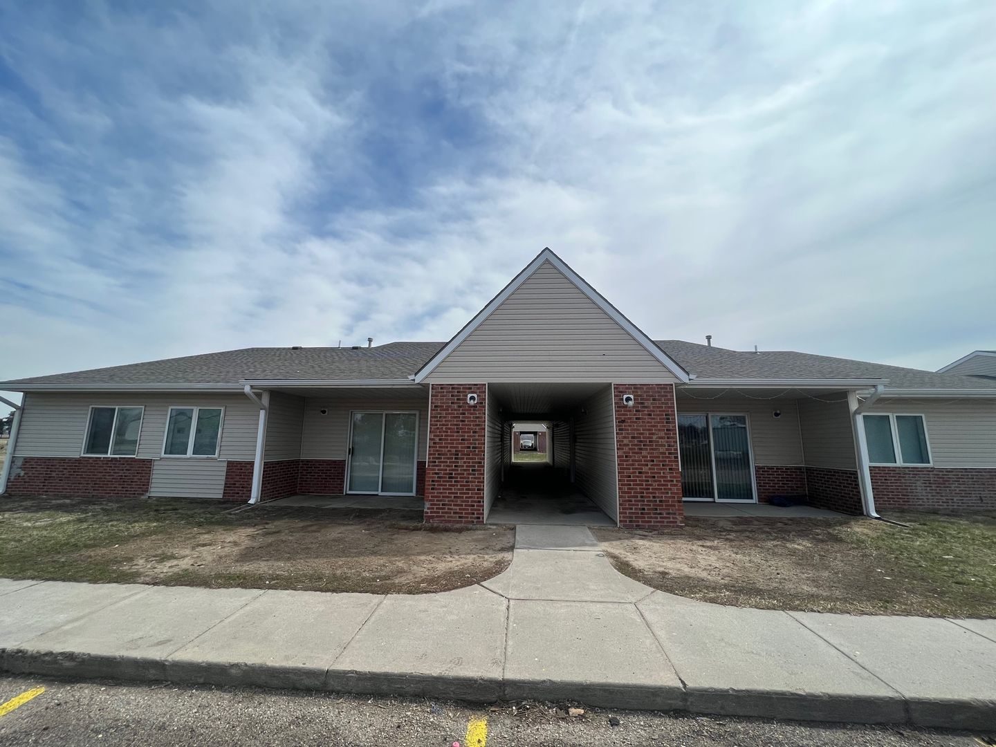 Schuyler Apartment: 940 E 16th Street