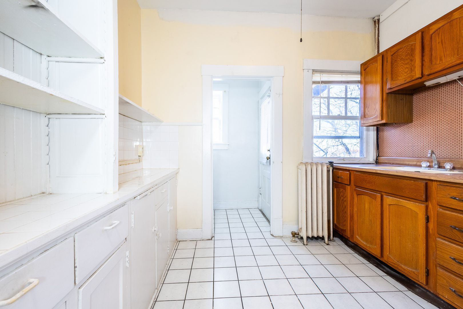 Omaha Apartment: 3205 Poppleton Ave