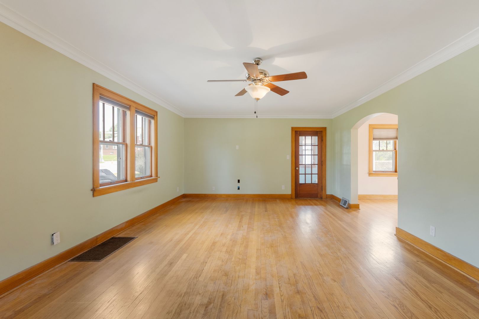 Omaha House: 5511 Leavenworth St