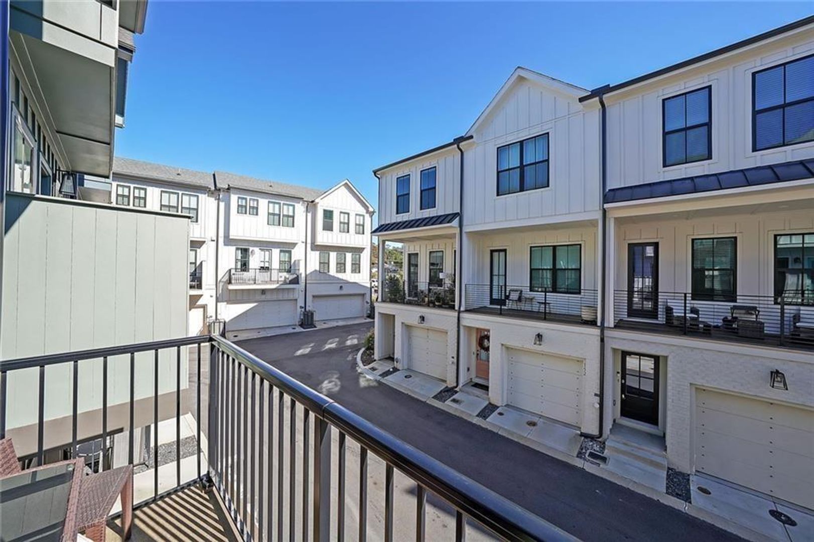 Atlanta House: 154 Chestnut Cir