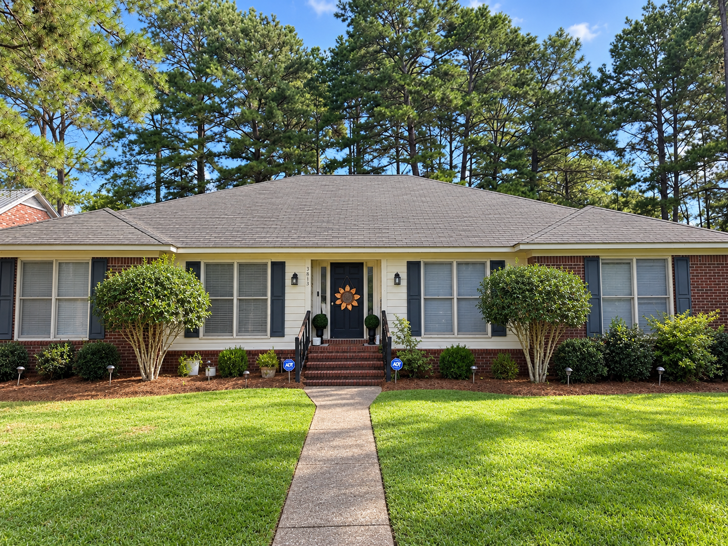 Albany Apartment: 3813 Mayfair Lane