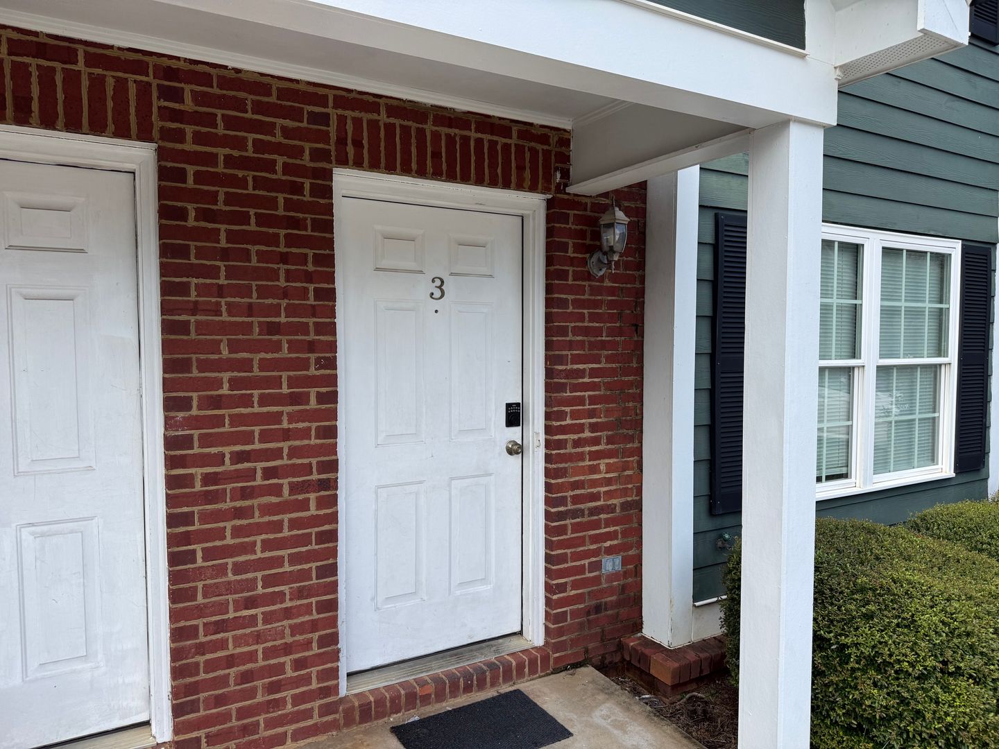 Albany Apartment: 2510 Barnesdale Way