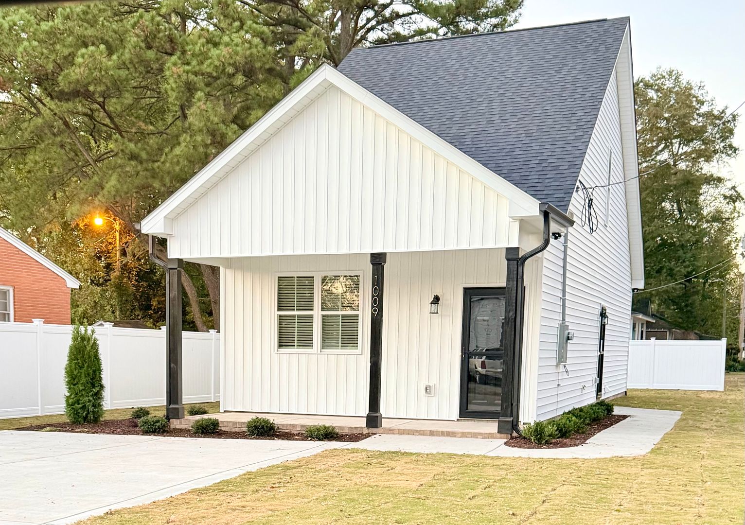 Wilson House: 1009 Rountree Ave