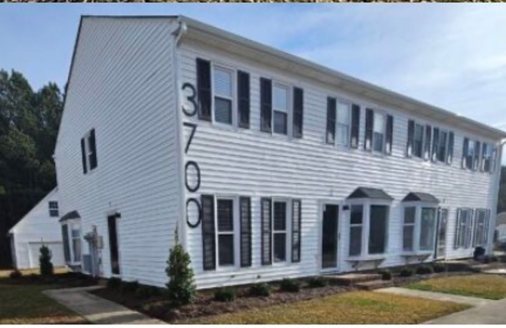 Wilson Apartment: 3700 Chase Road Northwest