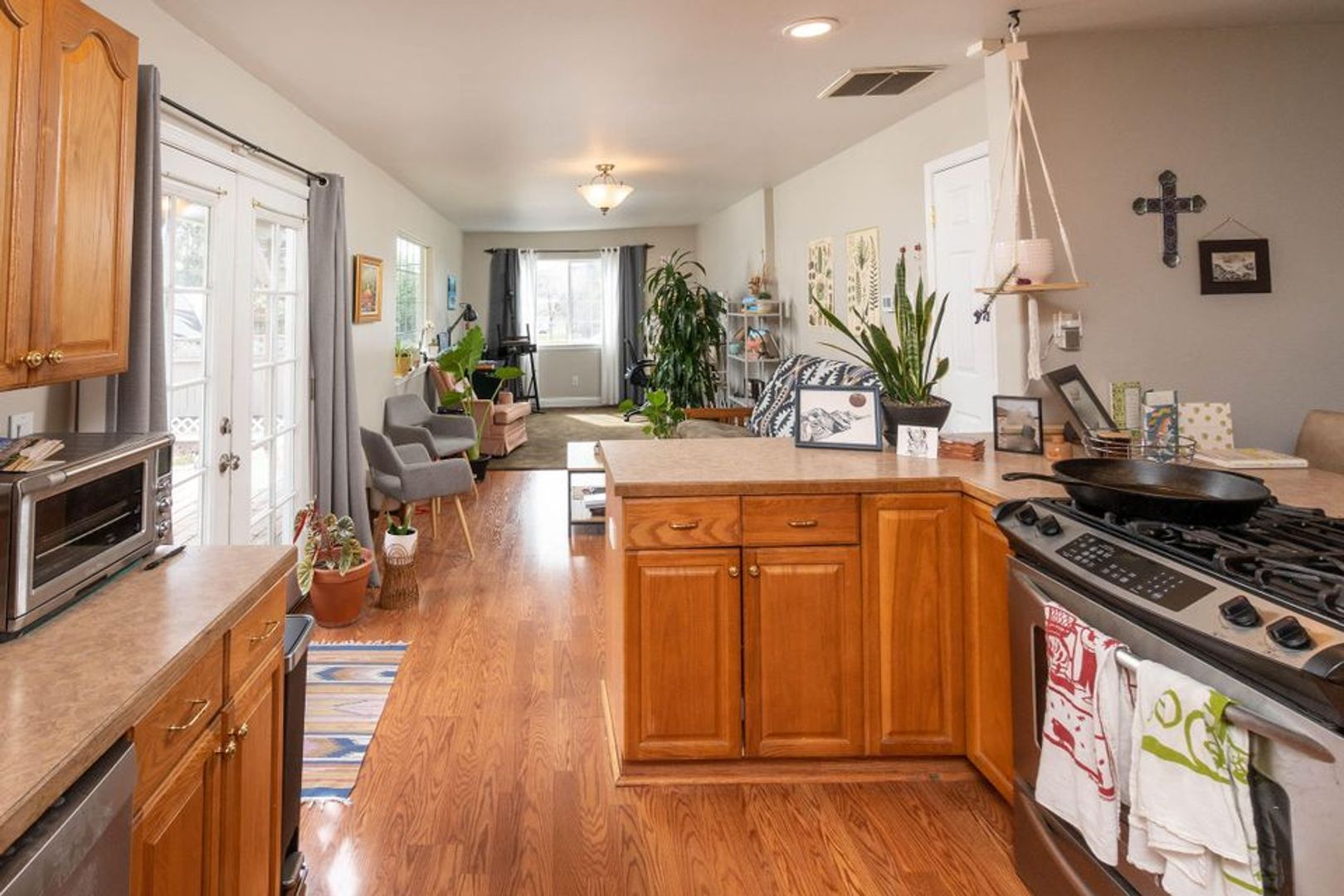 Bend House: 611 NE Innes Lane #A