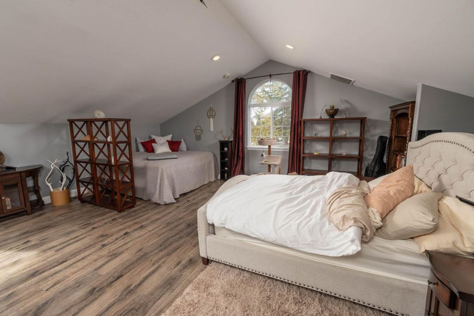 Bend House: 611 NE Innes Lane #B