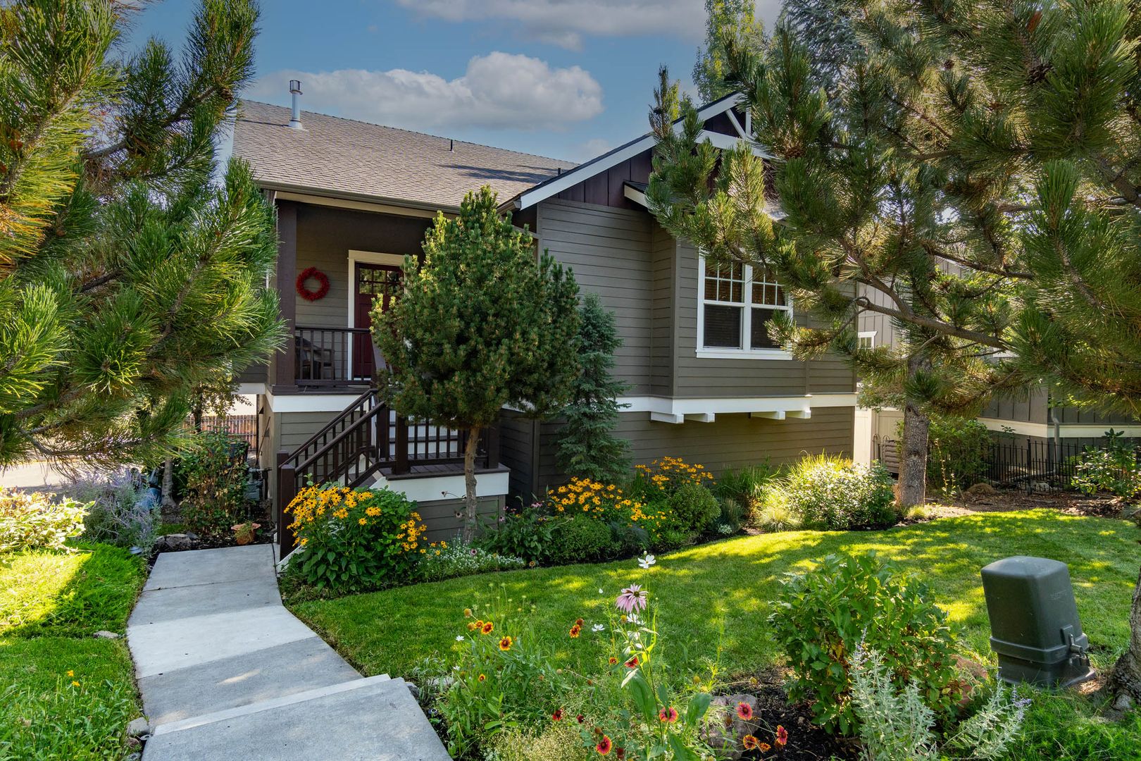Redmond House: 2158 SW 36th Court