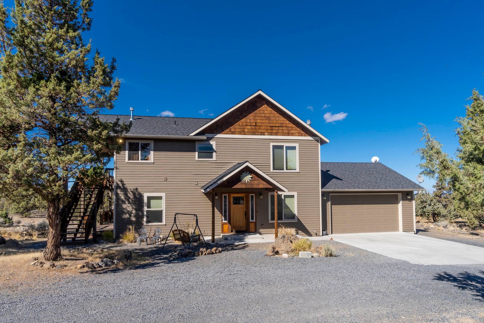 Bend House: 20930 SW Gift Road