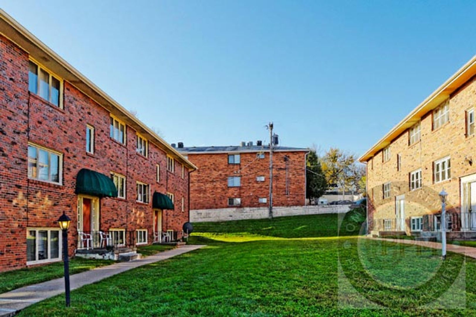 Omaha Apartment: 7303 Decatur St