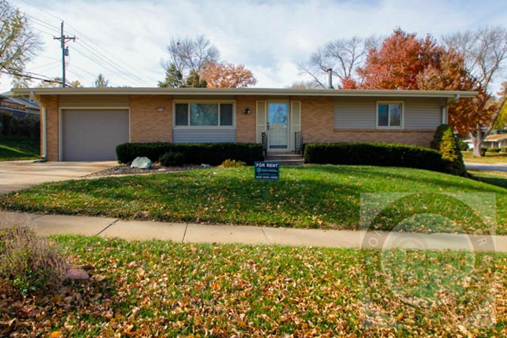 Omaha House: 2524 N 96 Drive