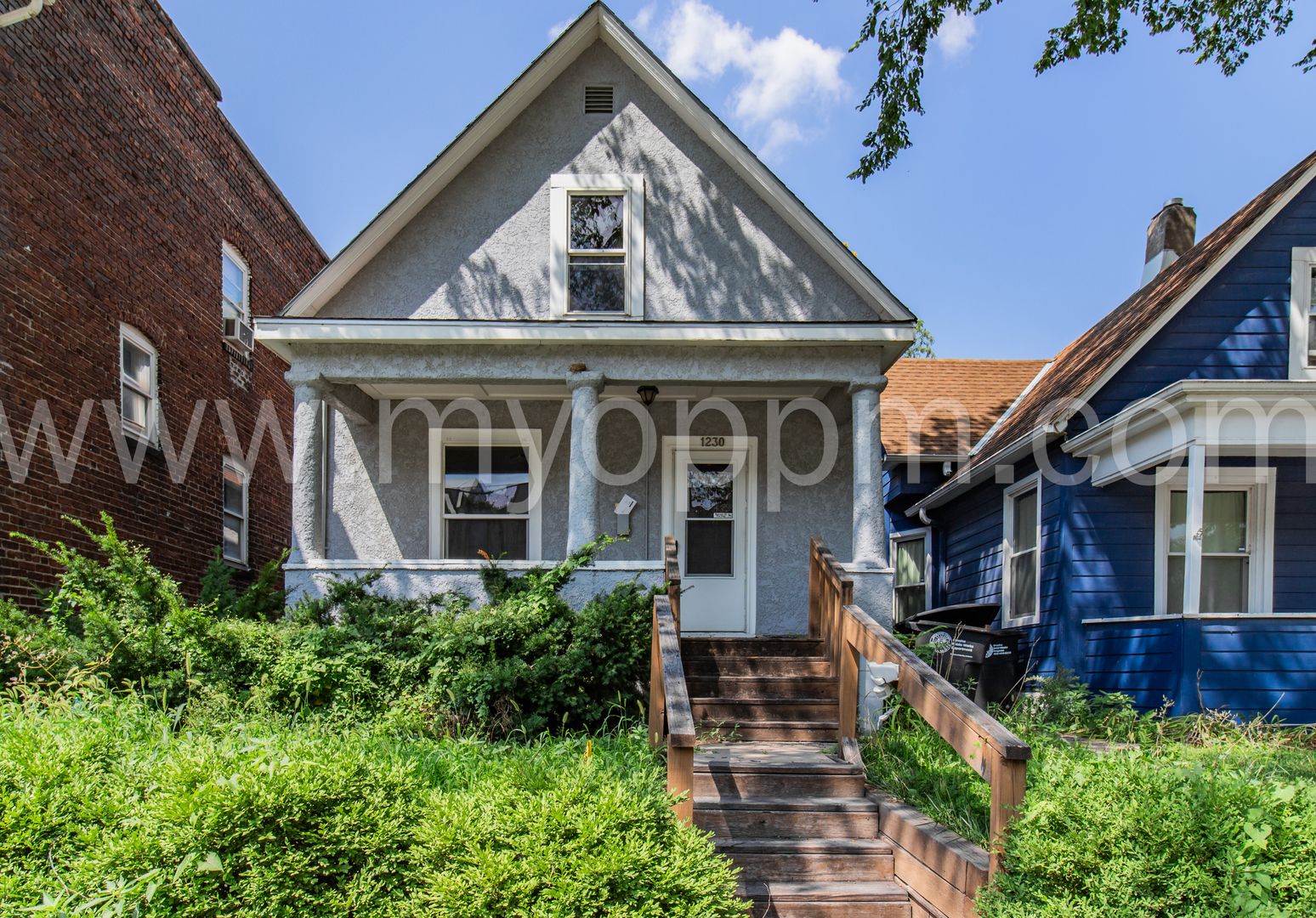 Omaha House: 1230 S 11th St