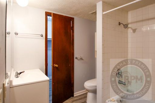 2Bd/1 Ba | Gas & Water Included! – photo 1
