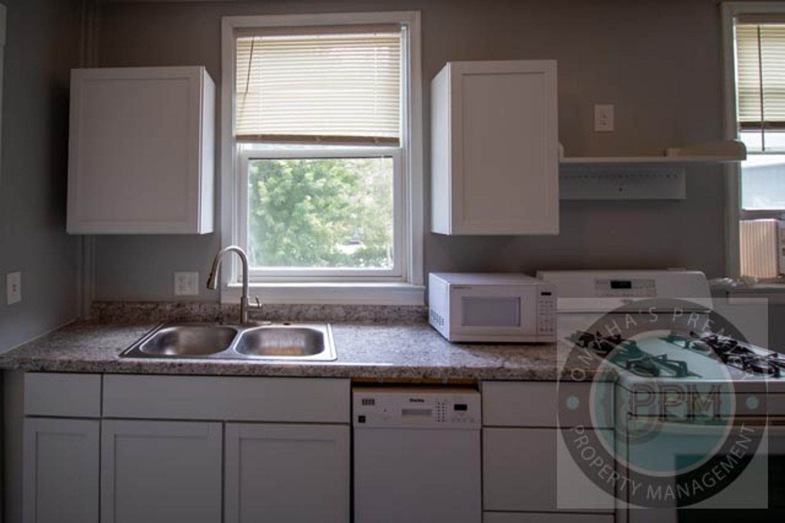 Omaha Apartment: 3016 Pacific St