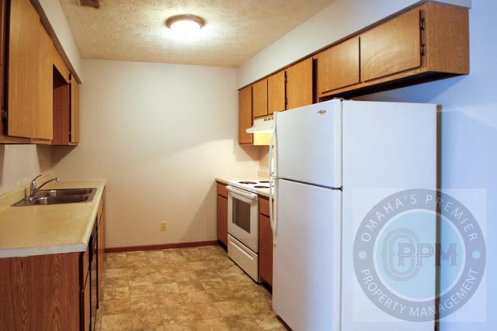 Omaha Apartment: 1711/1715 N 73rd St