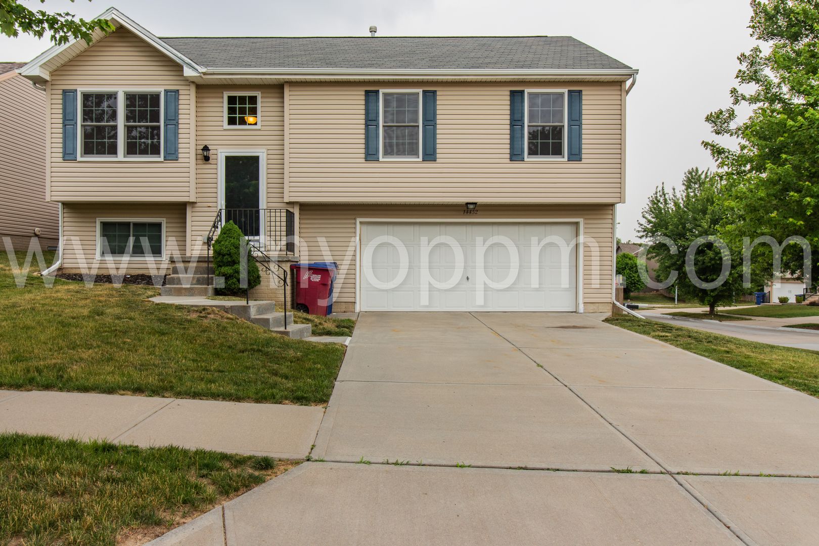 Bennington House: 14452 Knudsen St
