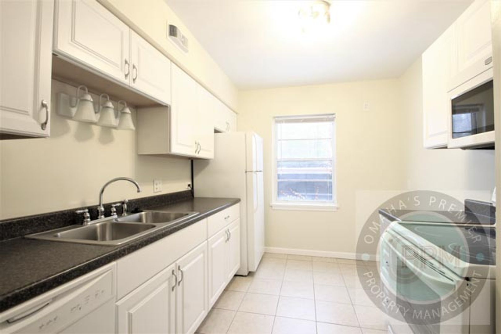 Omaha Apartment: 3518 California St