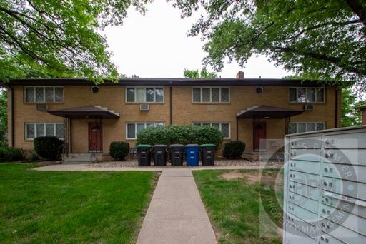 1 Bedroom Apartment Available Now! – photo 1