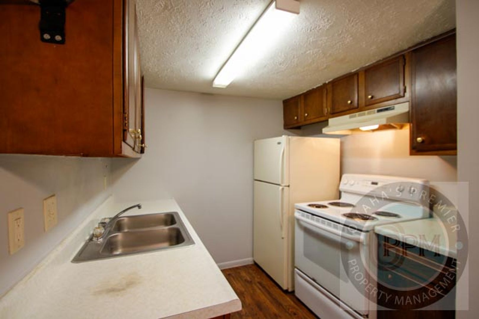 Omaha Apartment: 2333 Benson Gardens Bd