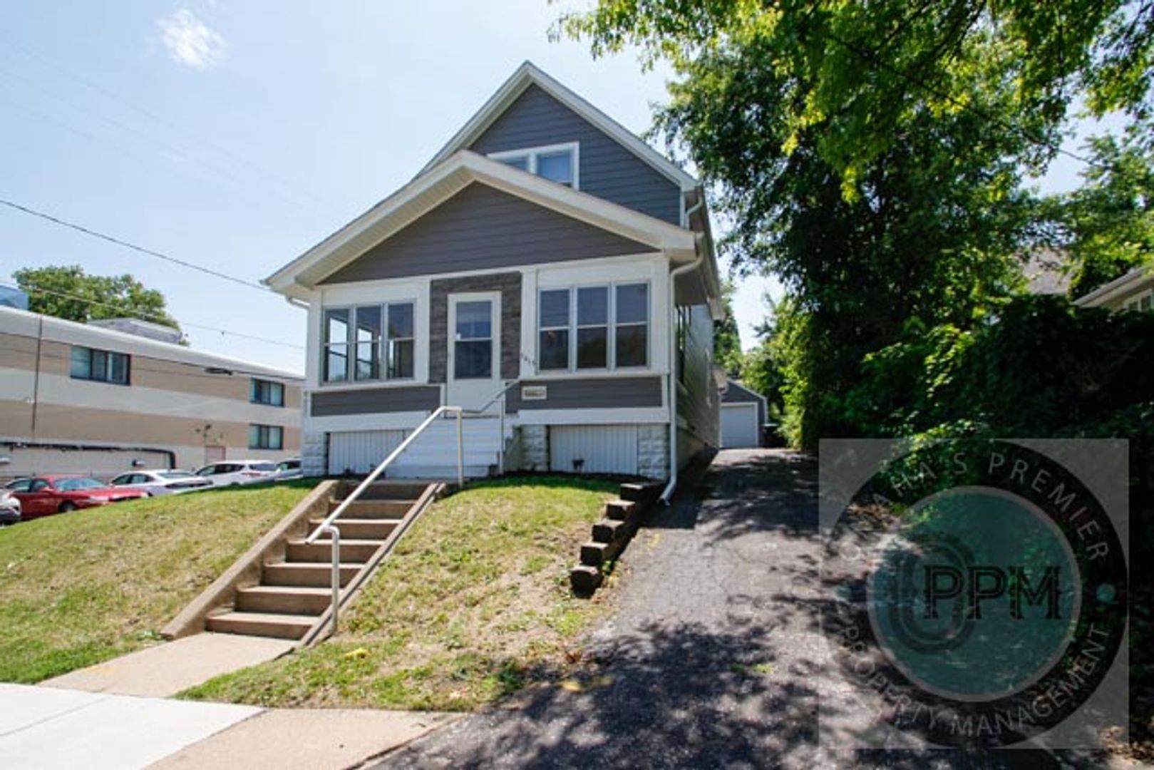 Omaha House: 4015 Marcy St