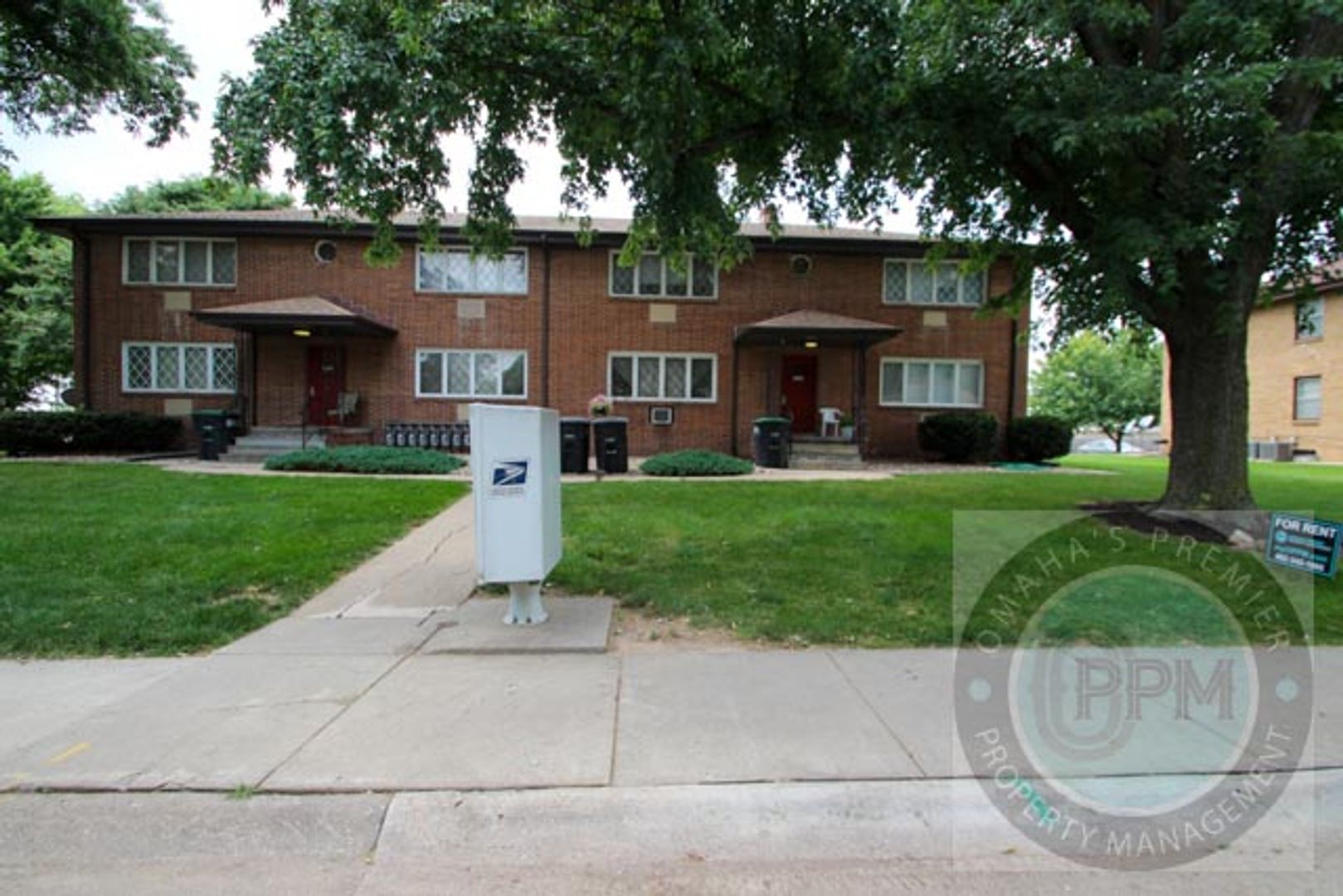 Omaha Apartment: 3526 S 82nd St