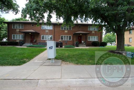 Comfortable 1 Bd/1 Ba Apartment | 84th & Center – photo 1
