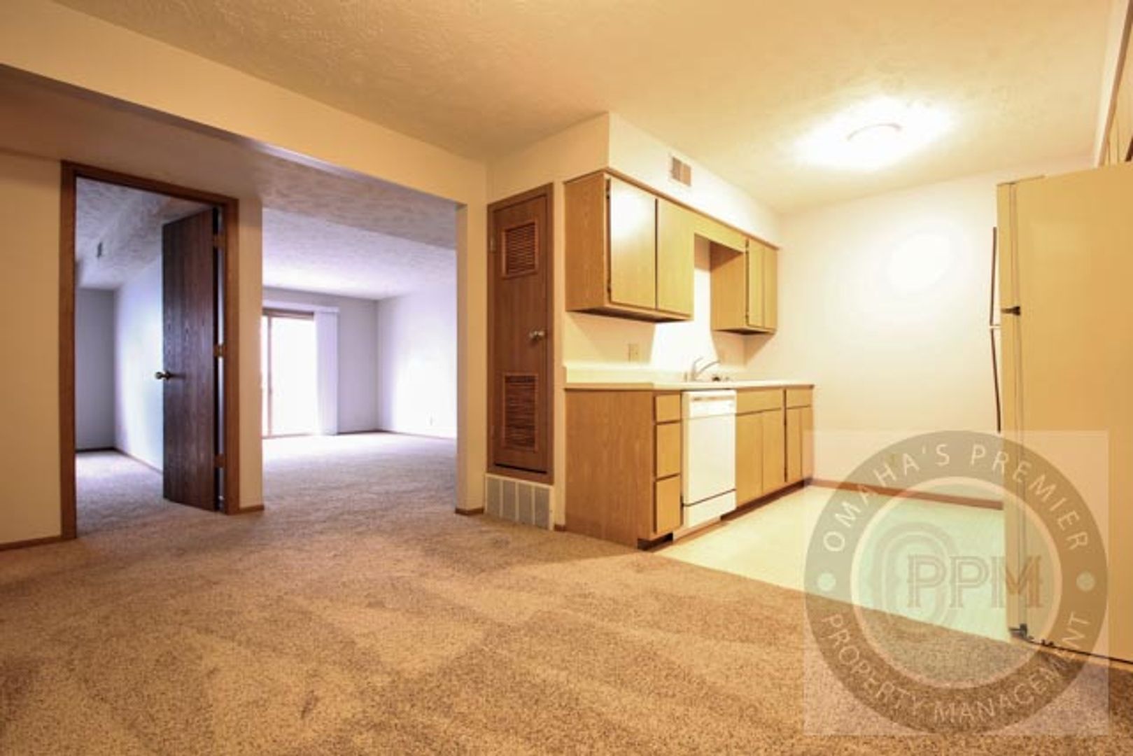 Omaha Apartment: 1711/1715 N 73rd St