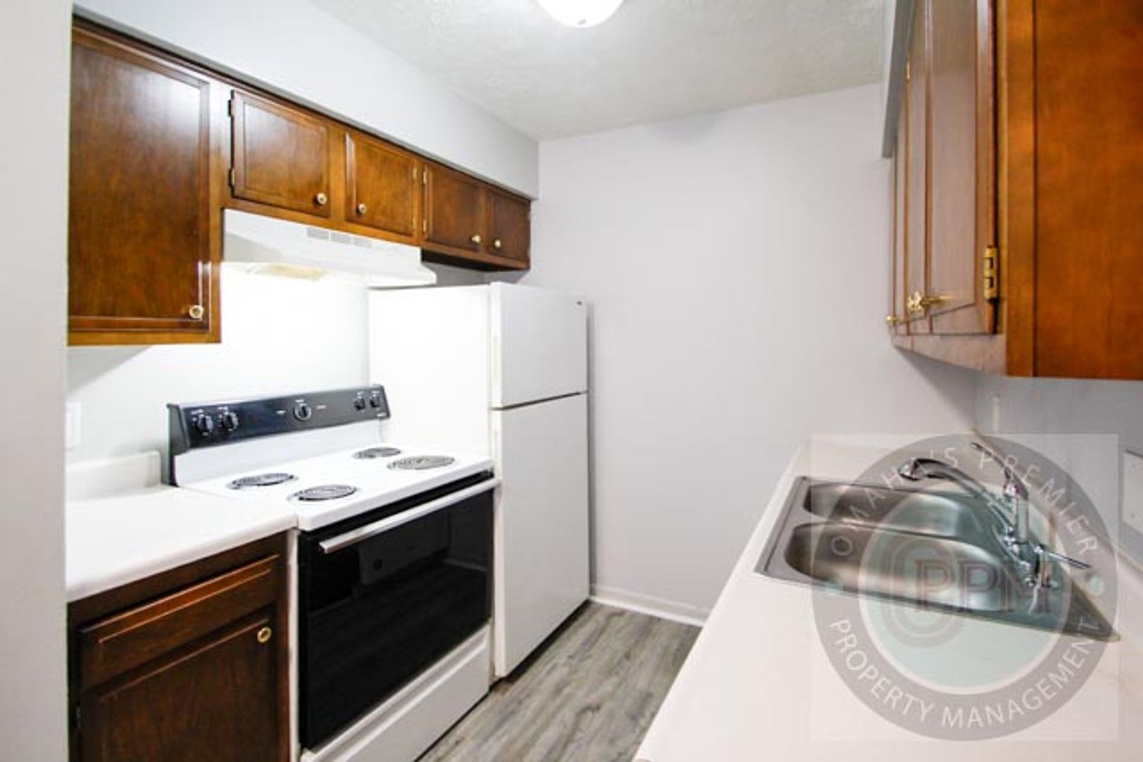 Omaha Apartment: 2333 Benson Gardens Bd
