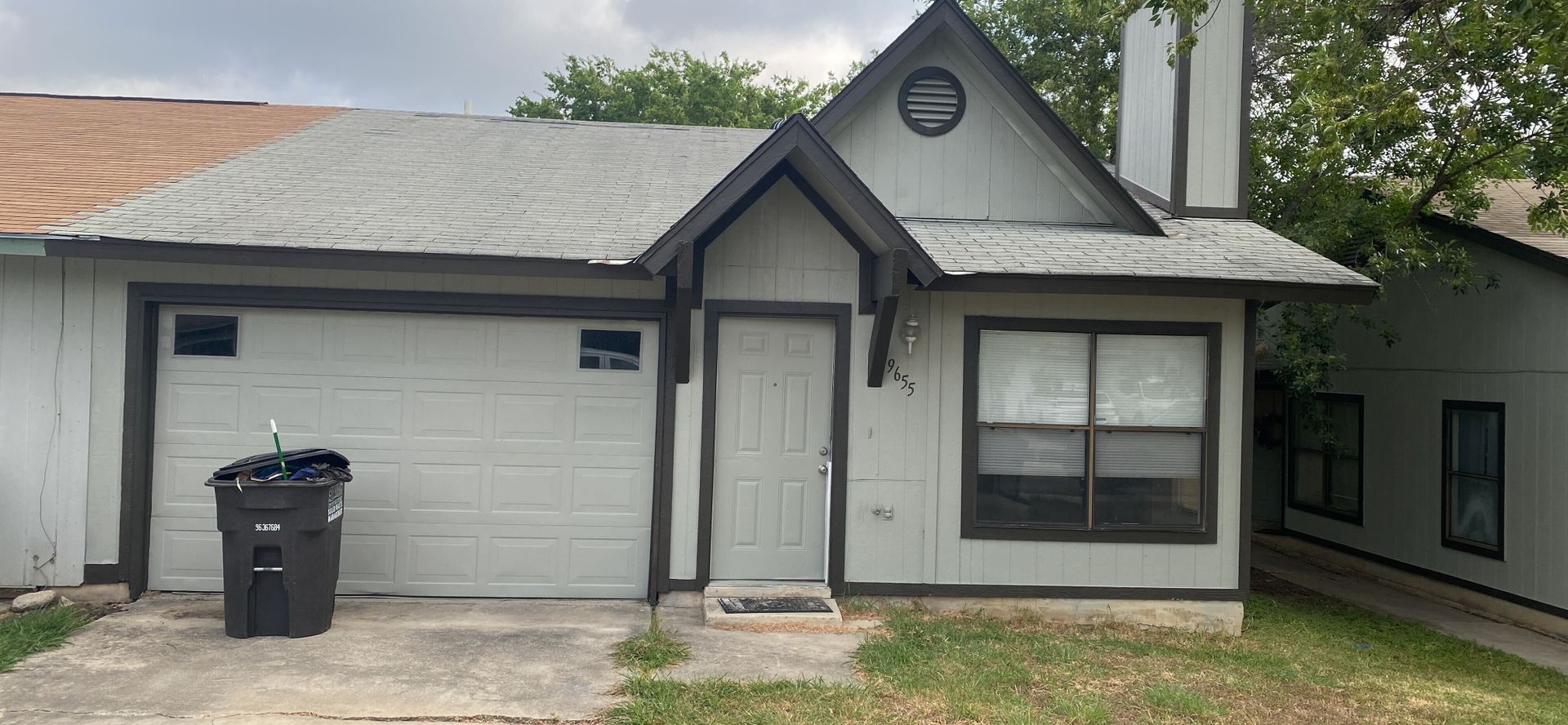 San Antonio House: 9655 Bratton