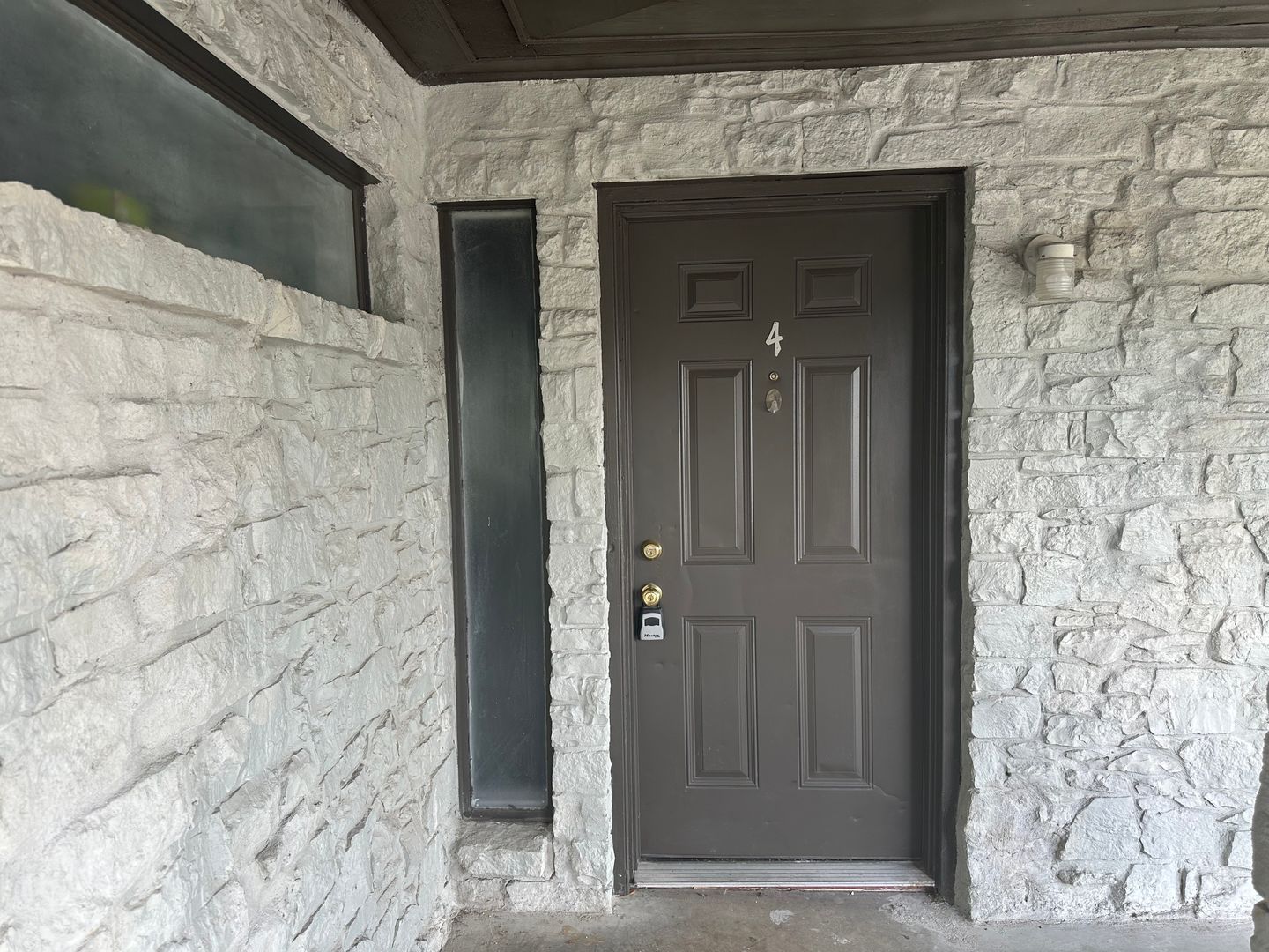 Balcones Heights Apartment: 520 Gentleman Rd #1 - 28