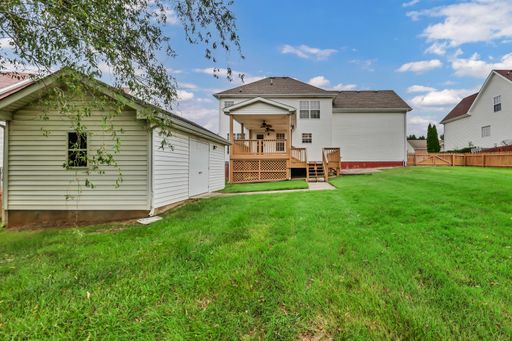 Listing photo thumbnail
