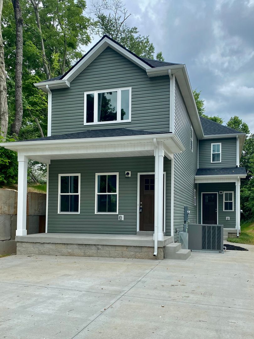 Clarksville Apartment: 714 Gracey Ave