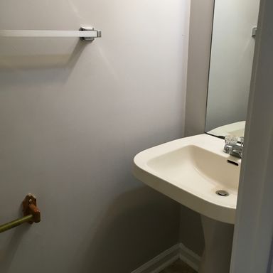 Listing photo thumbnail